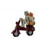 Figura csontváz poly 8,5*3,3*8,7 cm halloween motoron színes