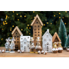 Figura ház porcelán 8.6*6.5*14.5cm LED-es fehér