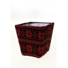 Kaspó kötött szögletes 10,5*10,5*10,5cm mintás piros
