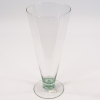 Üveg váza talpas H29 D12,5 (V-forma)