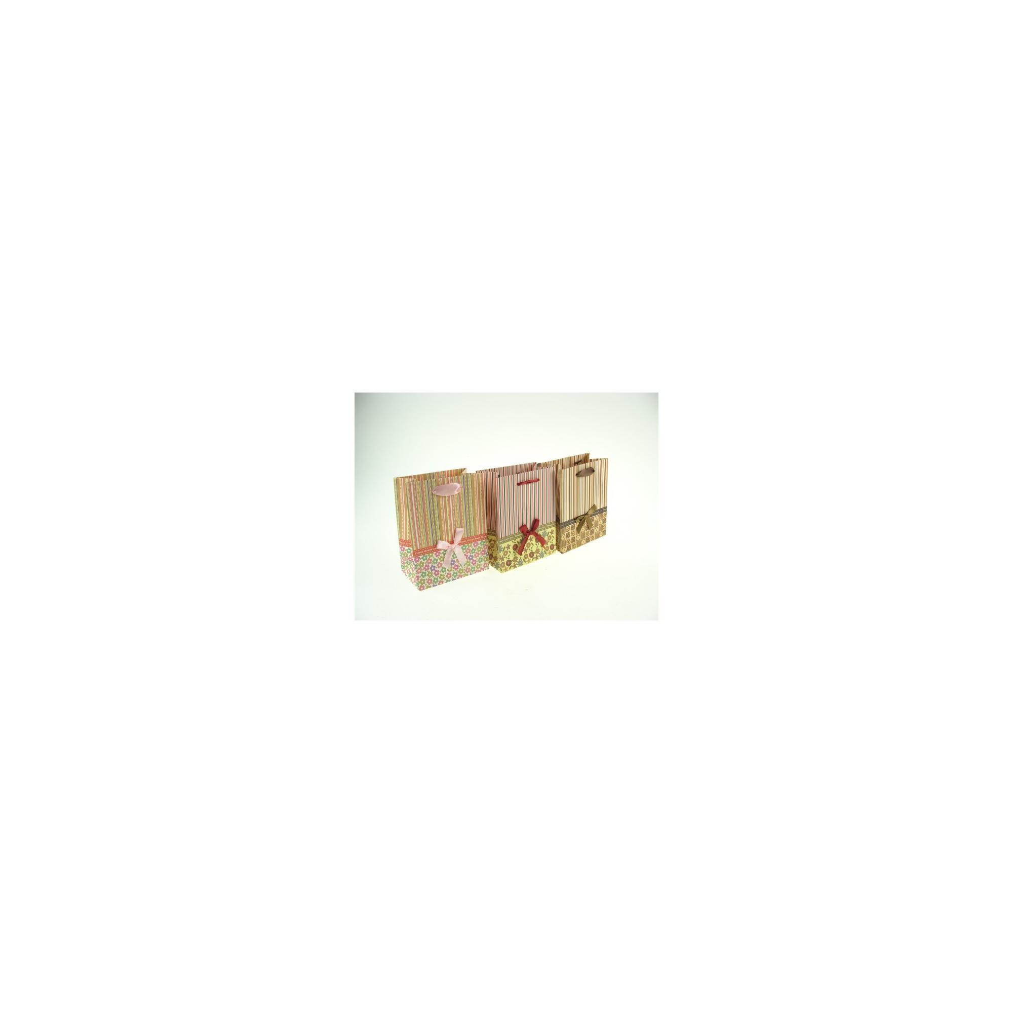Ajándéktasak papír 16*12*7cm karácsonyi többféle barna/piros