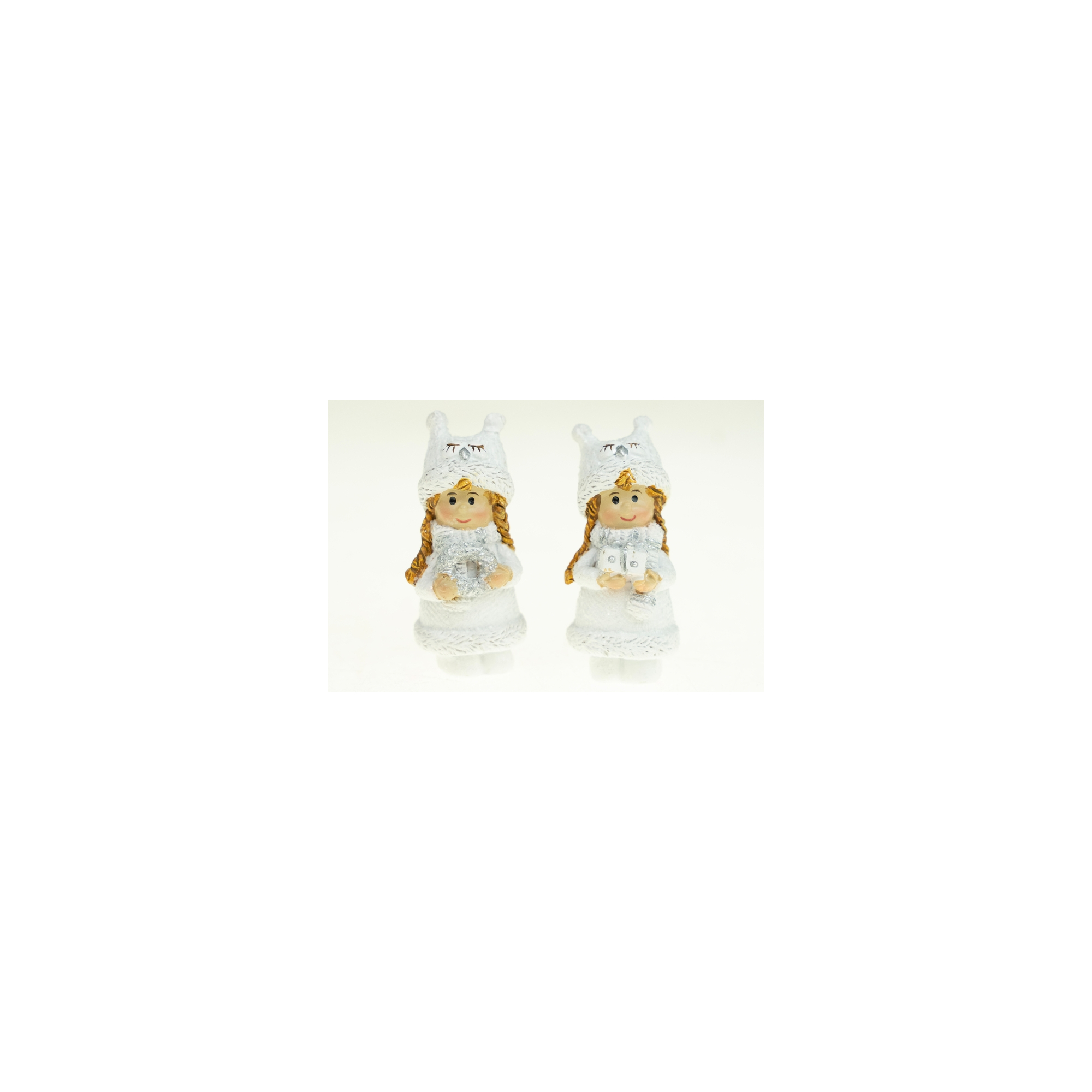 Figura kislány poly 5cm fonott hajú 2féle fehér