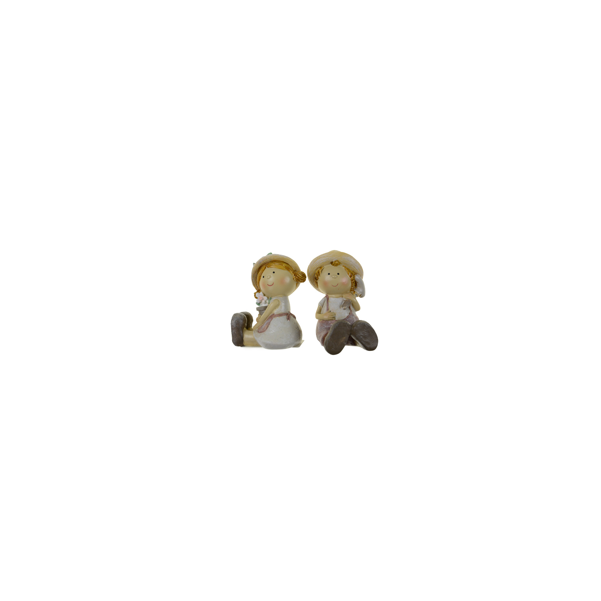 Figura fiú/lány 4.5*5*8cm virággal kalapos ülő barna