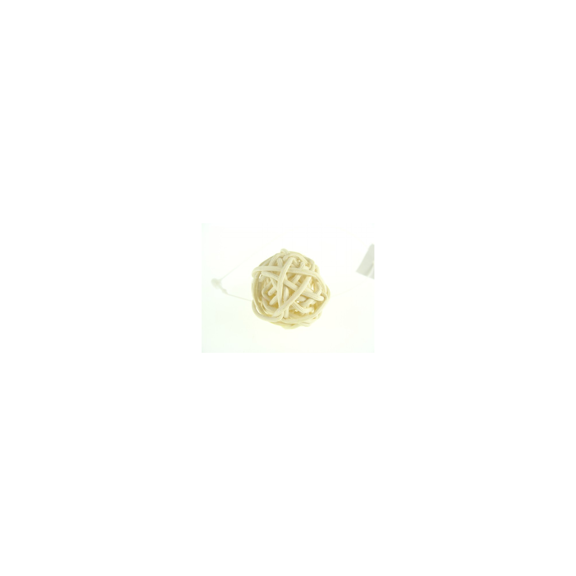 Gömb rattan 3cm s/12 fehér