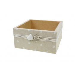 Doboz fa textil bevonatos 15*15 szivecskés