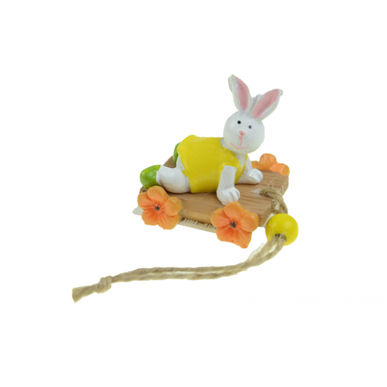 Figura nyuszi fiú poly 4,2*3,7*4,7cm kocsin narancs